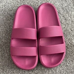 PINK Victoria's Secret Magenta Slide Sandals